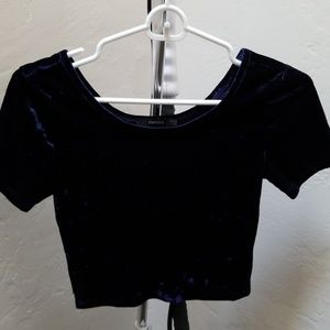 **NEW NEVER WORN** MIDNIGHT BLUE VELVET CROP TOP